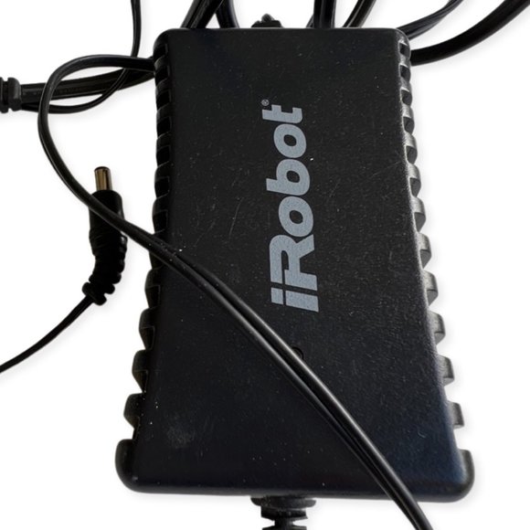 iRobot Roomba vacuum cleaning robot accessories & parts package - Picture 3 of 11